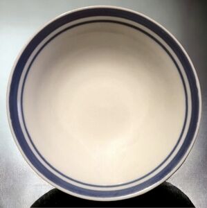 1 Vtg 2000-09 Everyday Gibson Housewares Windham Cereal Soup Bowl Cobalt Blue